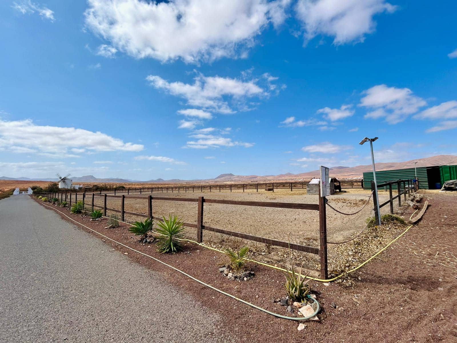 5 bedroom Villa for sale in Triquivijate with pool garage - € 499,000 (Ref: 9703313)