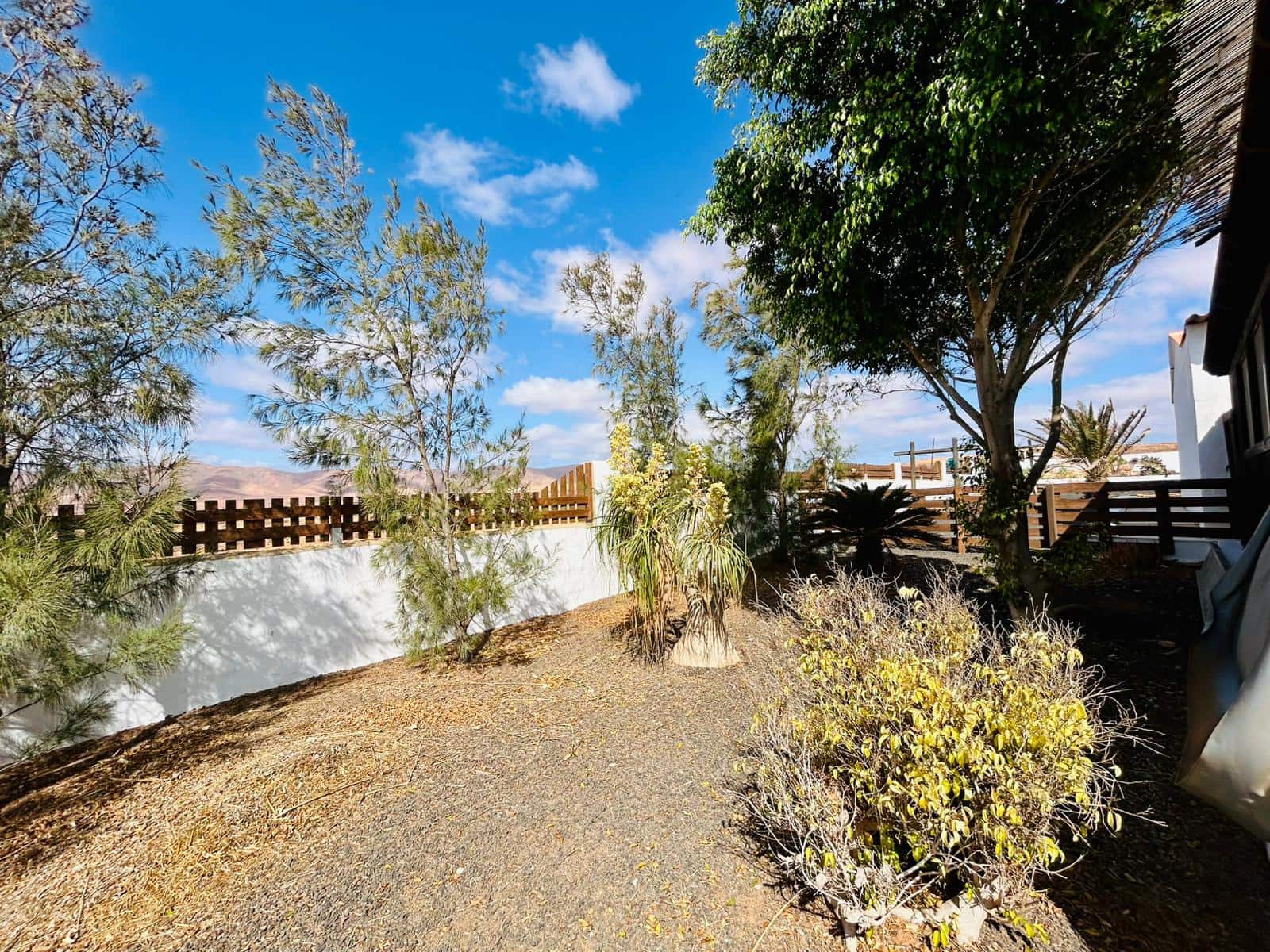 5 bedroom Villa for sale in Triquivijate with pool garage - € 499,000 (Ref: 9703313)