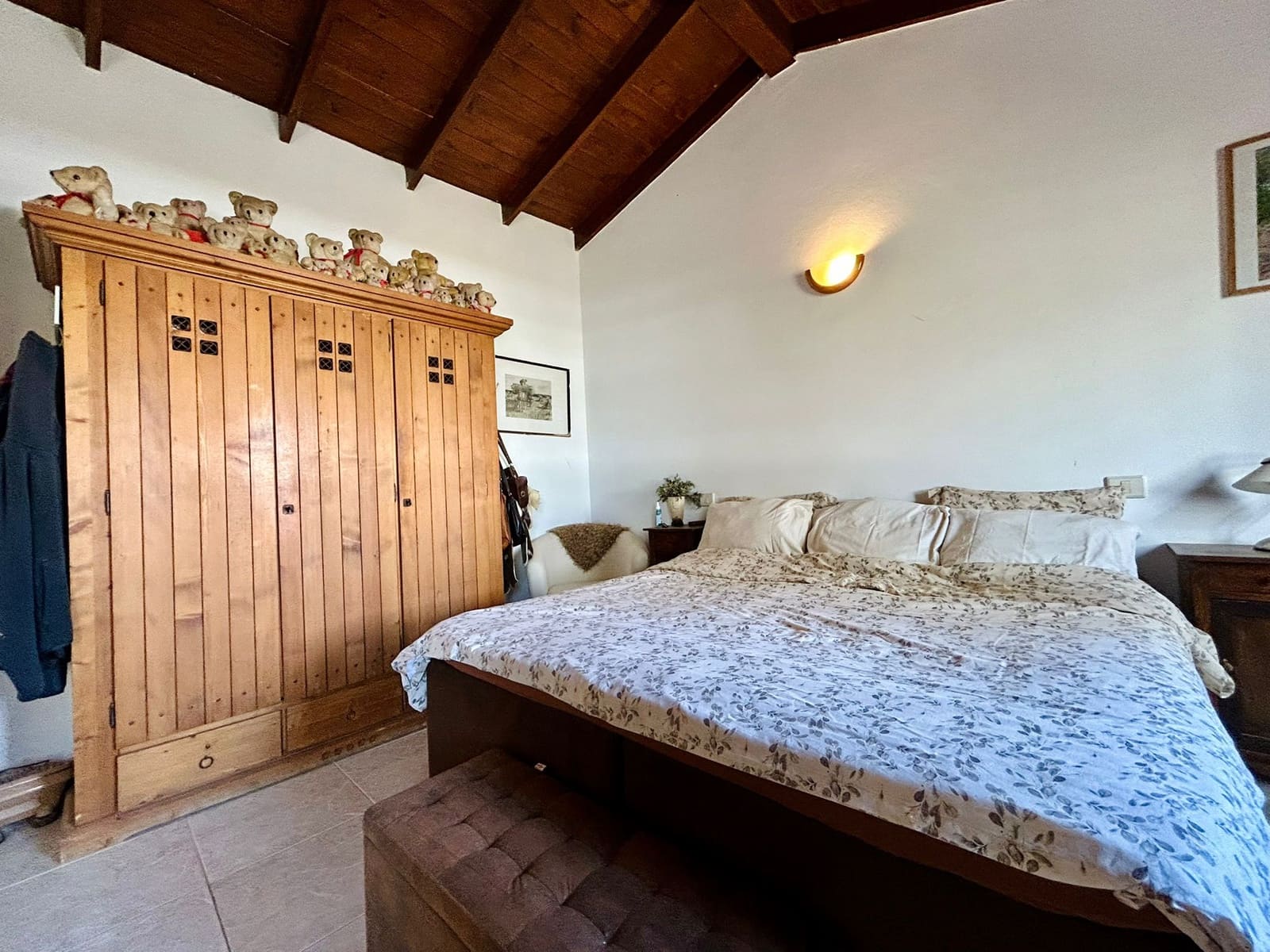 5 bedroom Villa for sale in Triquivijate with pool garage - € 499,000 (Ref: 9703313)