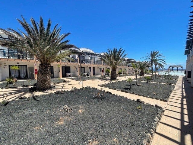 1 bedroom Apartment for sale in Costa de Antigua with pool garage - € 129,950 (Ref: 9703314)