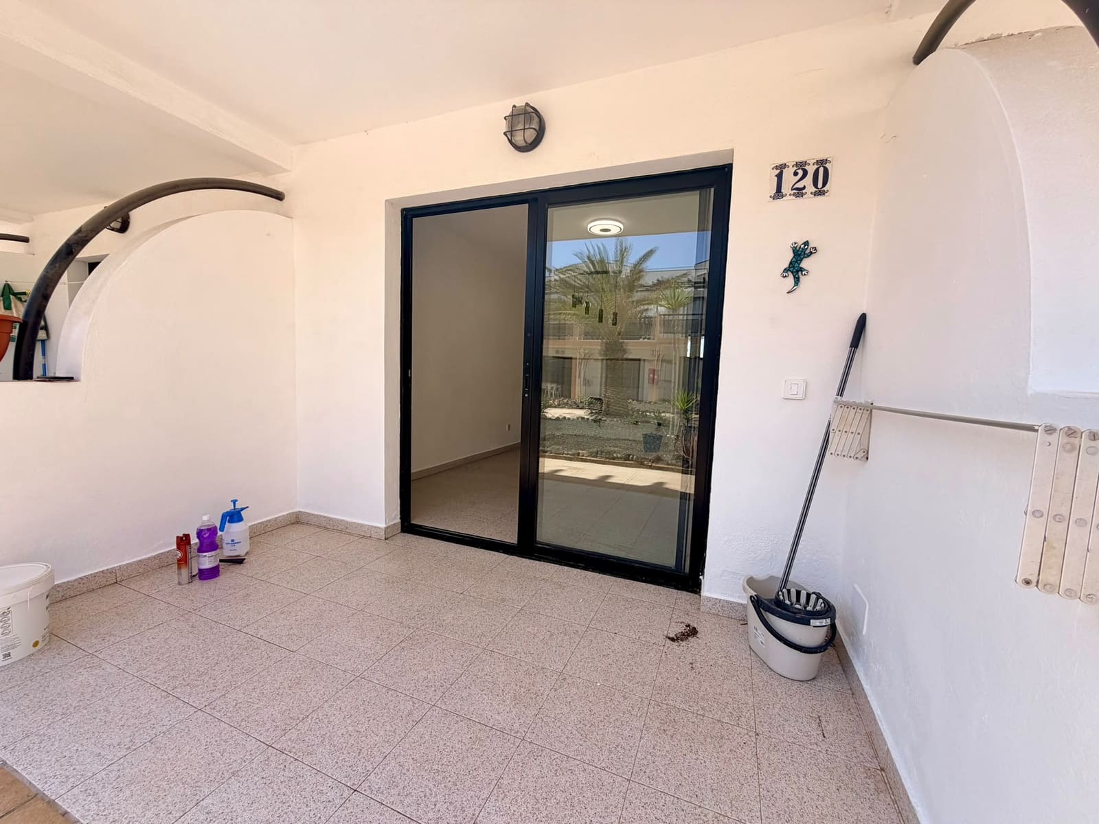 1 bedroom Apartment for sale in Costa de Antigua with pool garage - € 120,000 (Ref: 9703314)