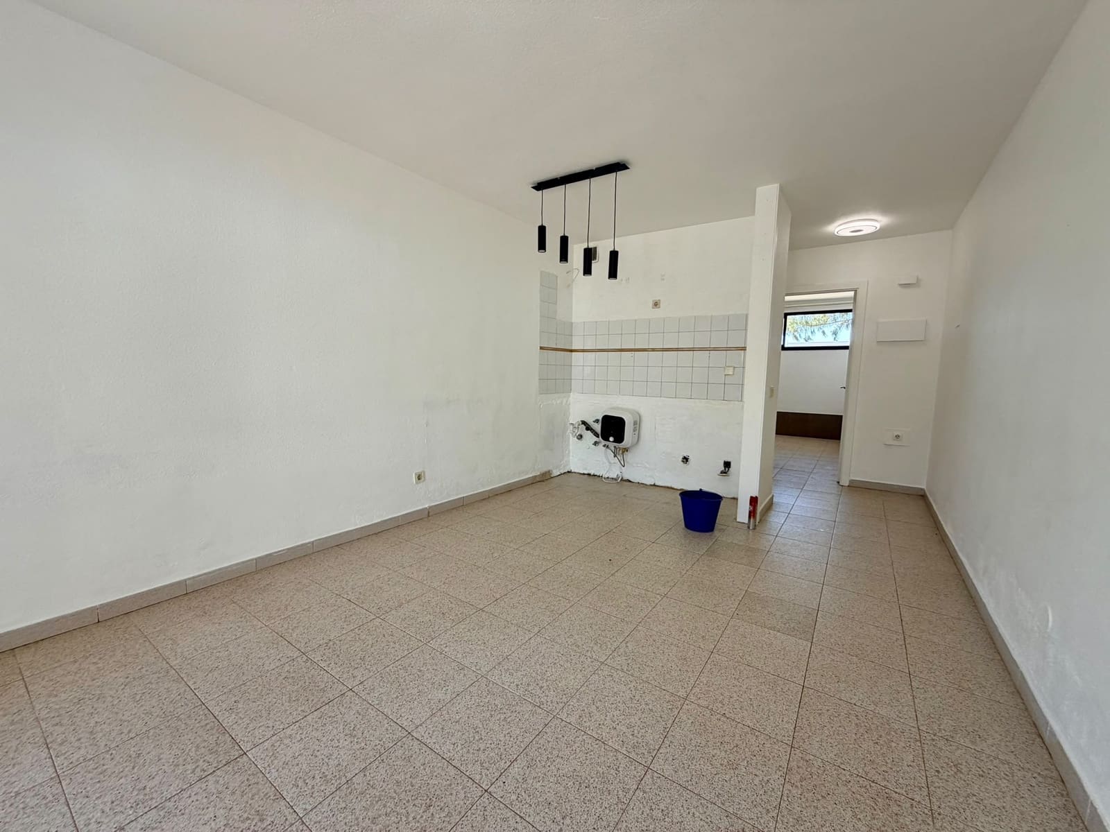 1 bedroom Apartment for sale in Costa de Antigua with pool garage - € 120,000 (Ref: 9703314)