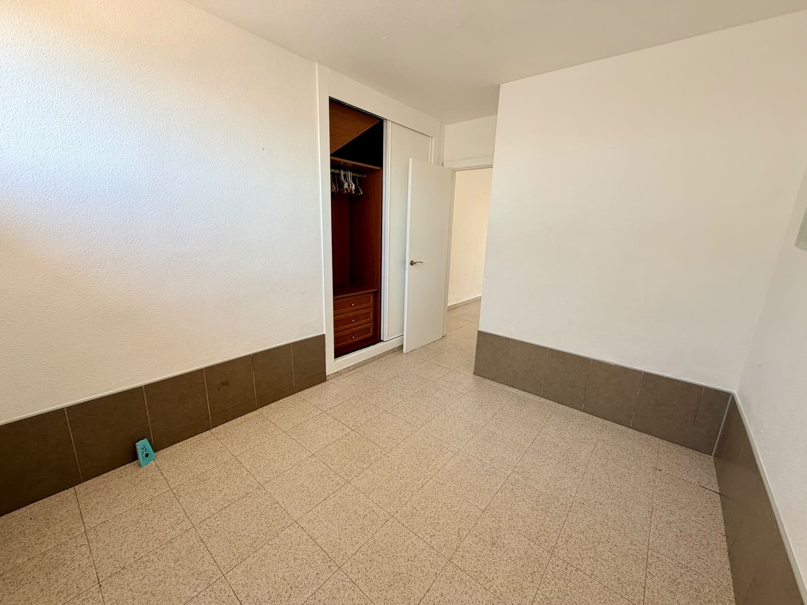 1 bedroom Apartment for sale in Costa de Antigua with pool garage - € 120,000 (Ref: 9703314)