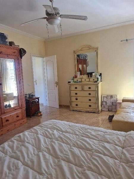 3 Zimmer Villa zu verkaufen in Triquivijate mit Pool Garage - 570.000 € (Ref: 9703315)