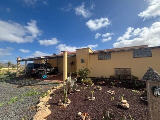 3 Zimmer Villa zu verkaufen in Triquivijate mit Pool Garage - 570.000 € (Ref: 9703315)