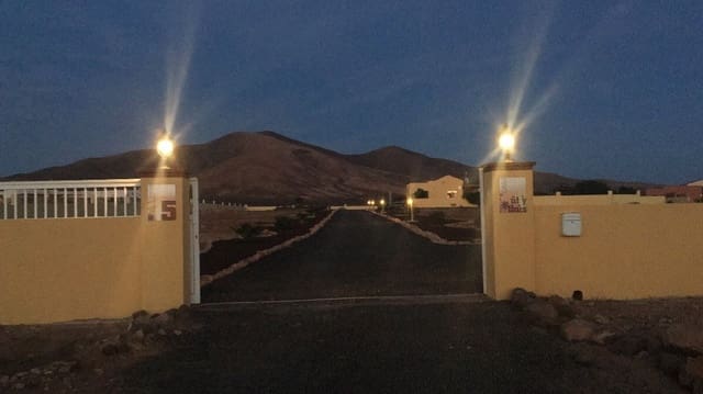 3 Zimmer Villa zu verkaufen in Triquivijate, Antigua mit Pool Garage - 570.000 € (Ref: 9703315)