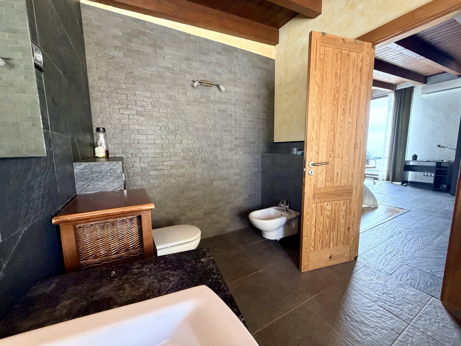 5 bedroom Villa for sale in El Time with pool garage - € 710,000 (Ref: 9703329)