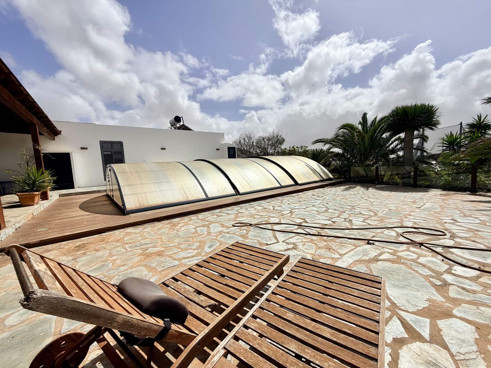 5 bedroom Villa for sale in El Time with pool garage - € 710,000 (Ref: 9703329)