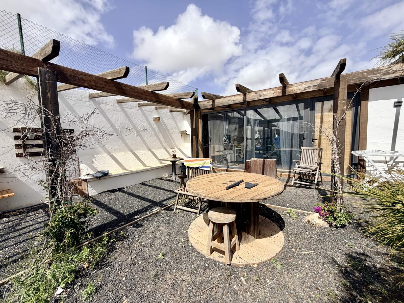 5 bedroom Villa for sale in El Time with pool garage - € 710,000 (Ref: 9703329)