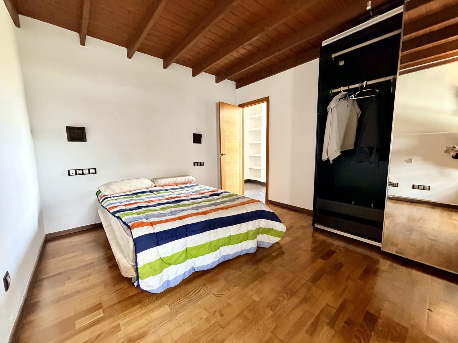 5 bedroom Villa for sale in El Time with pool garage - € 710,000 (Ref: 9703329)