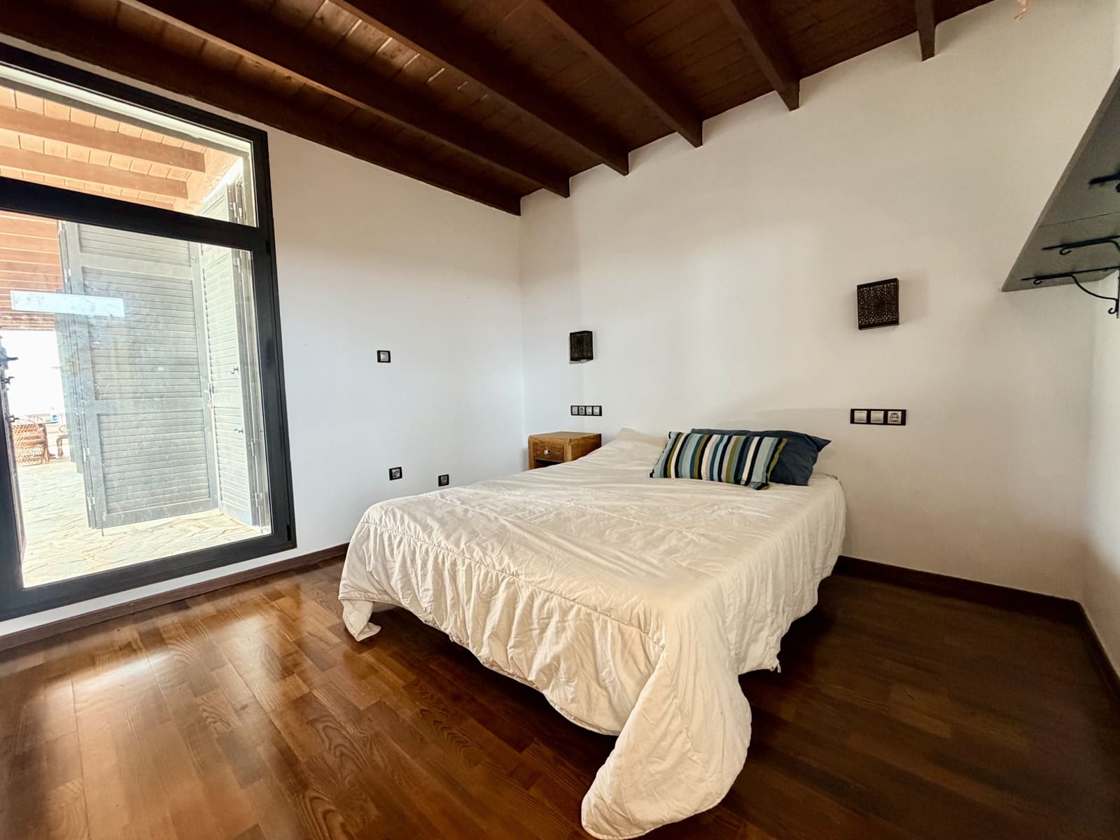 5 bedroom Villa for sale in El Time with pool garage - € 710,000 (Ref: 9703329)