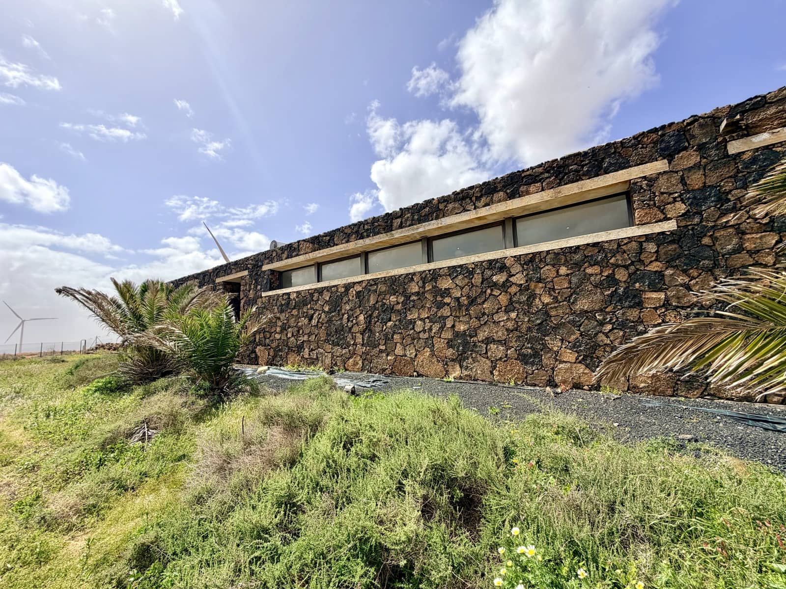 5 bedroom Villa for sale in El Time with pool garage - € 710,000 (Ref: 9703329)