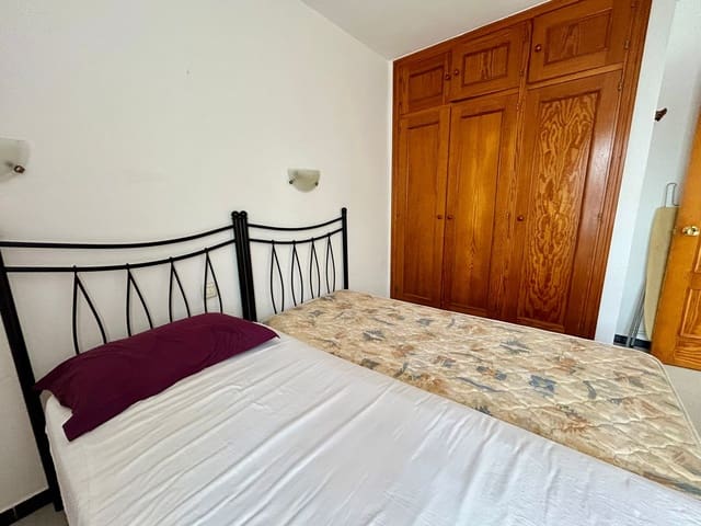 1 Zimmer Bungalow zu verkaufen in Costa de Antigua, Antigua mit Pool - 140.000 € (Ref: 9839674)