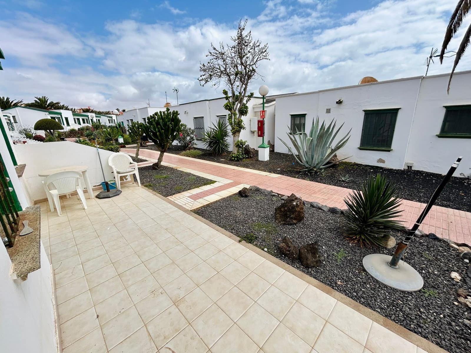 1 Zimmer Bungalow zu verkaufen in Costa de Antigua mit Pool - 140.000 € (Ref: 9839674)