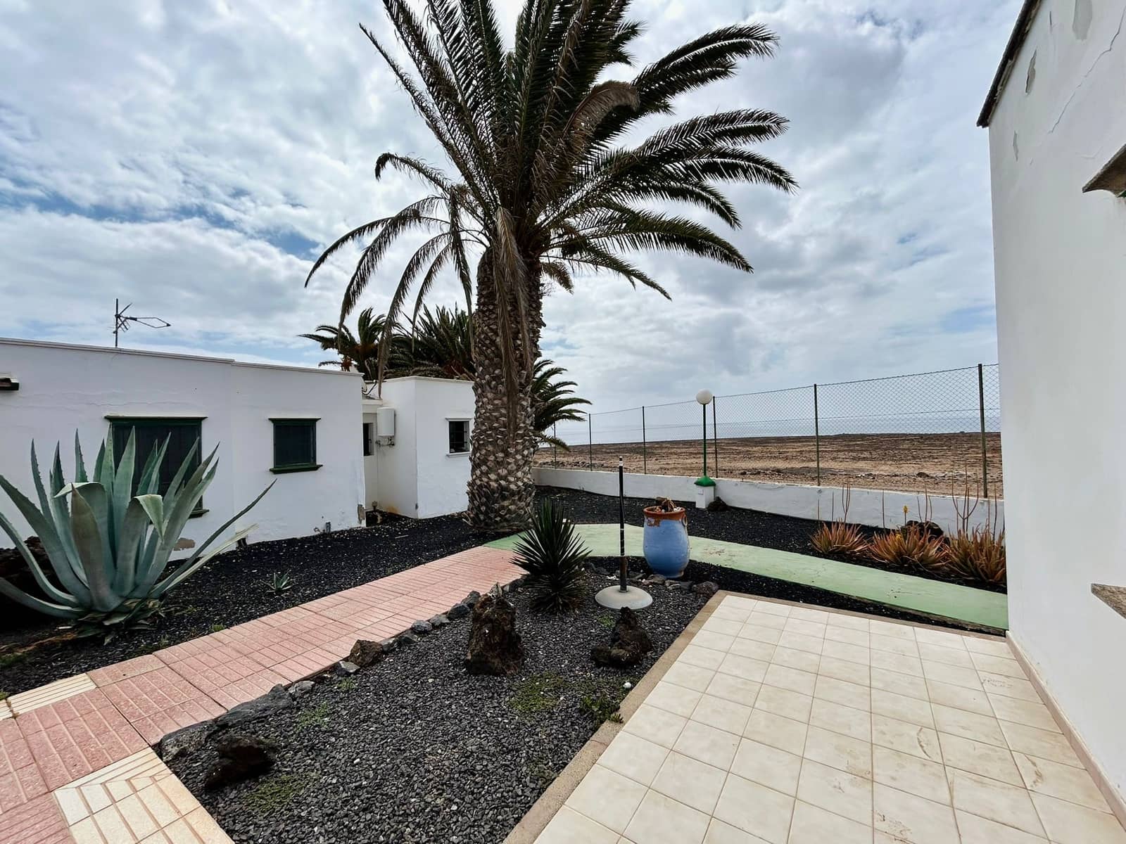 1 Zimmer Bungalow zu verkaufen in Costa de Antigua mit Pool - 140.000 € (Ref: 9839674)