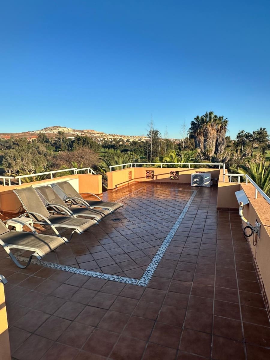 3 Zimmer Villa zu verkaufen in Caleta de Fuste mit Pool Garage - 535.000 € (Ref: 9839675)