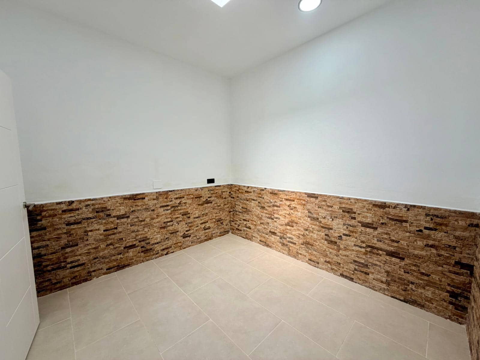 1 bedroom Bungalow for sale in Caleta de Fuste with pool - € 205,000 (Ref: 9839676)