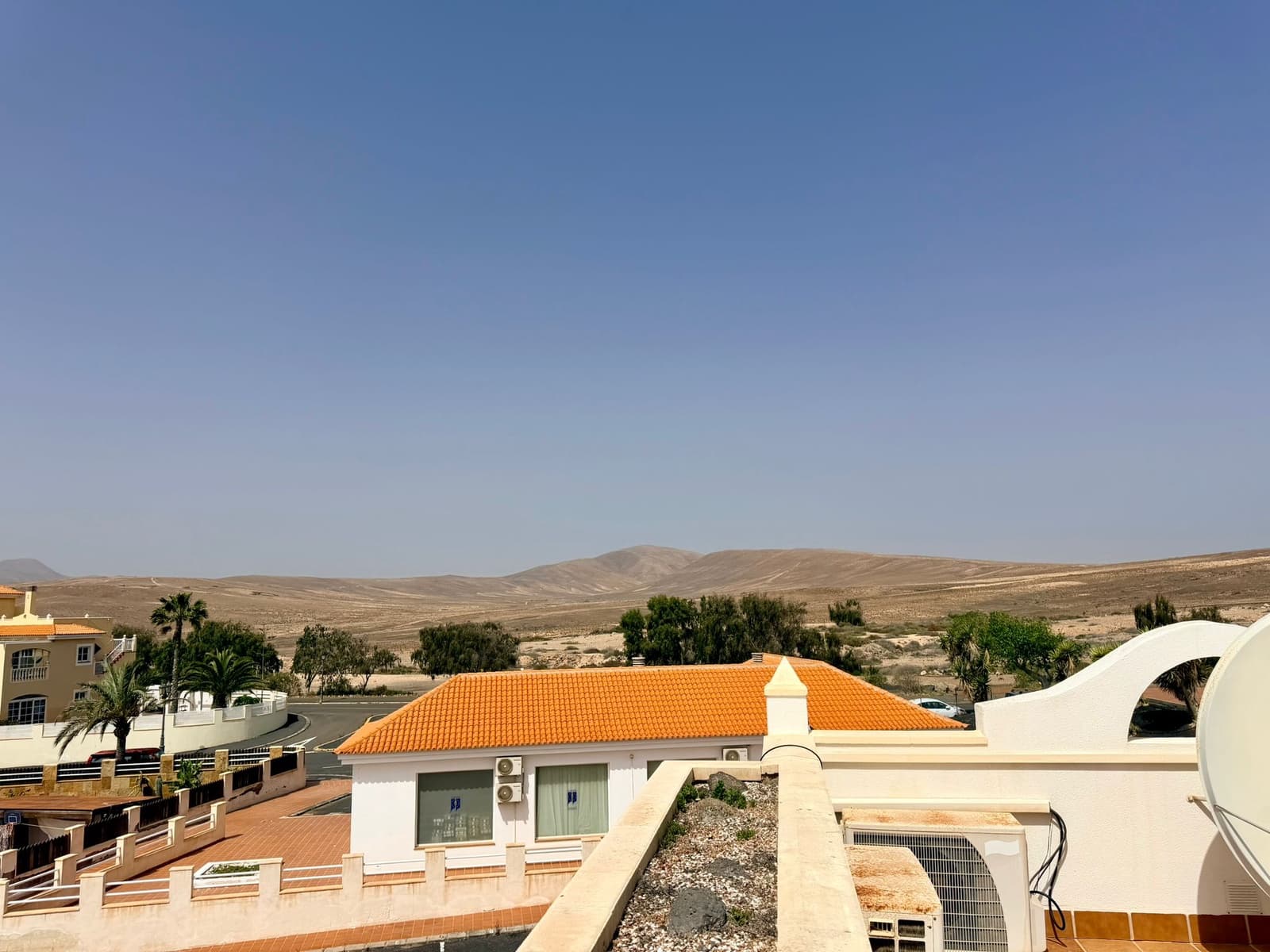 3 bedroom Apartment for sale in Caleta de Fuste with pool garage - € 297,000 (Ref: 9839678)