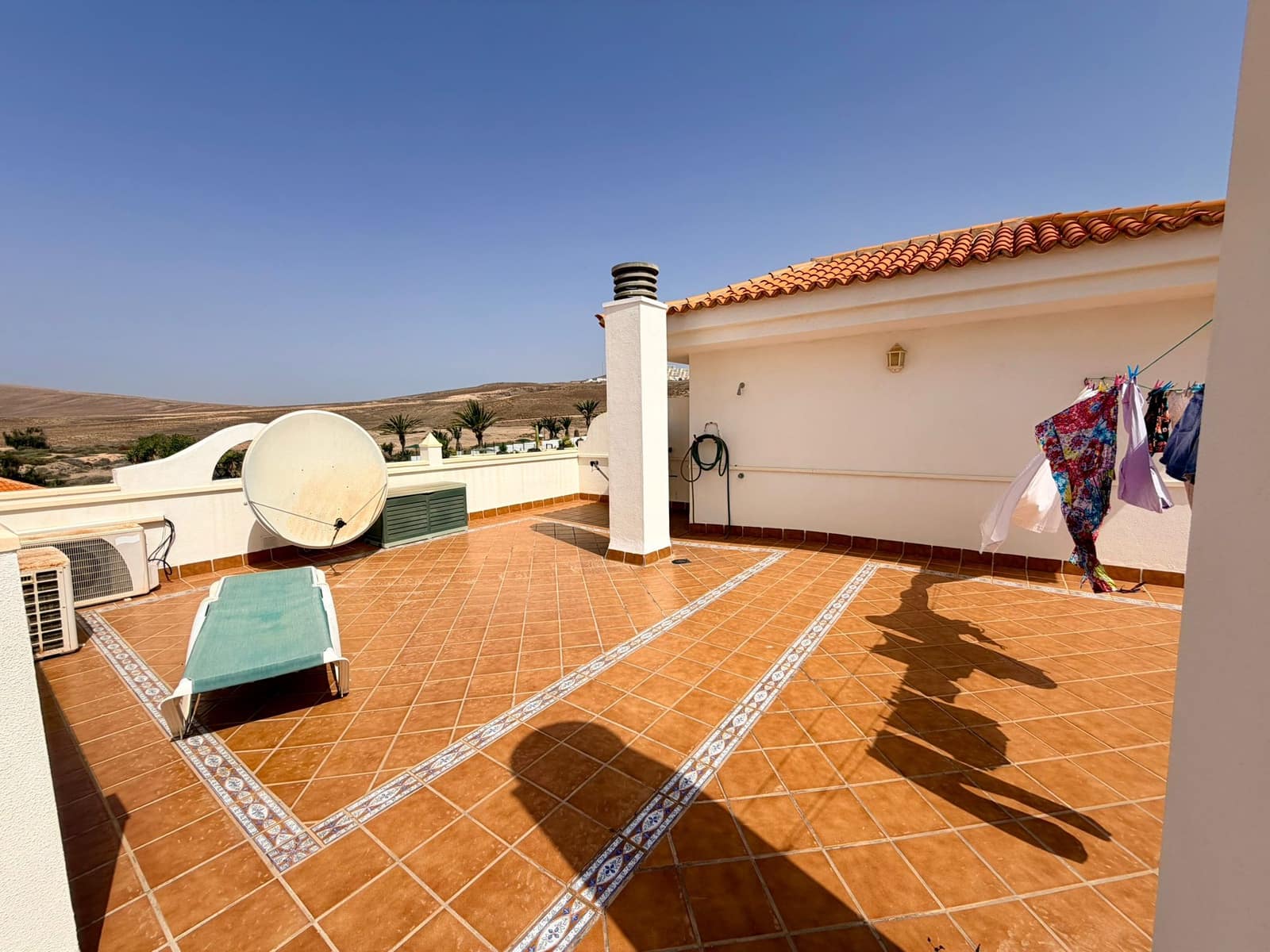 3 bedroom Apartment for sale in Caleta de Fuste with pool garage - € 297,000 (Ref: 9839678)