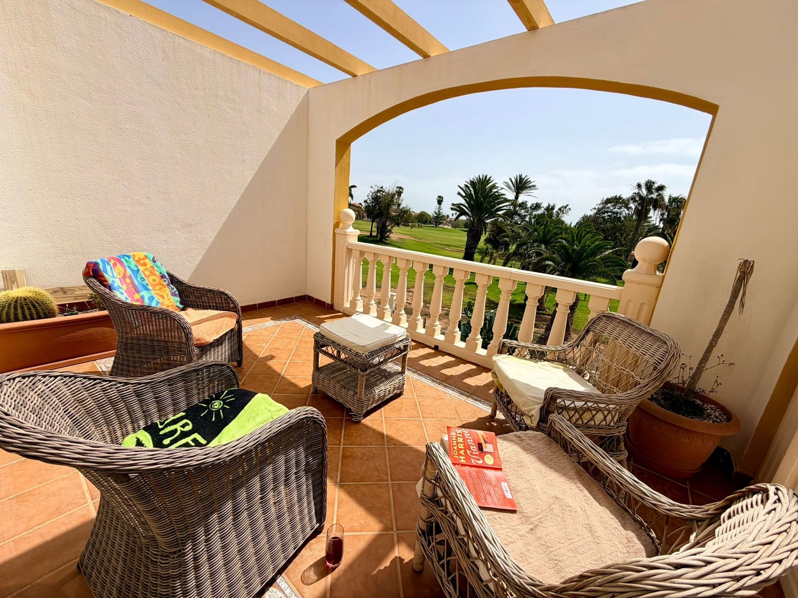 3 bedroom Apartment for sale in Caleta de Fuste with pool garage - € 297,000 (Ref: 9839678)