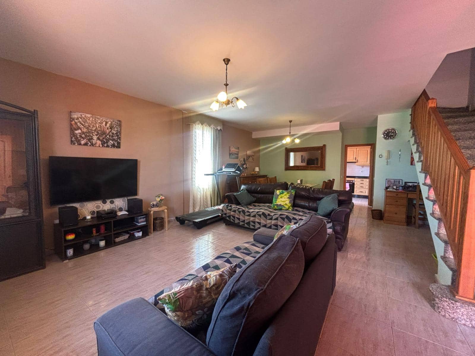 3 bedroom Townhouse for sale in Antigua with garage - € 275,000 (Ref: 9863897)