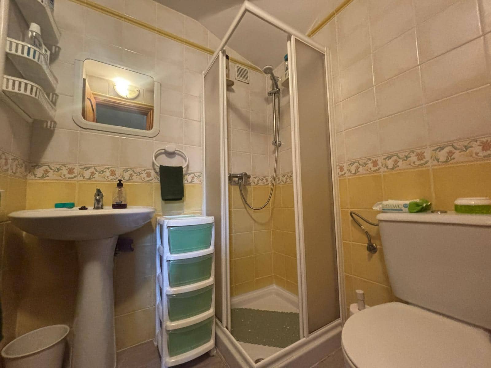 3 bedroom Townhouse for sale in Antigua with garage - € 275,000 (Ref: 9863897)