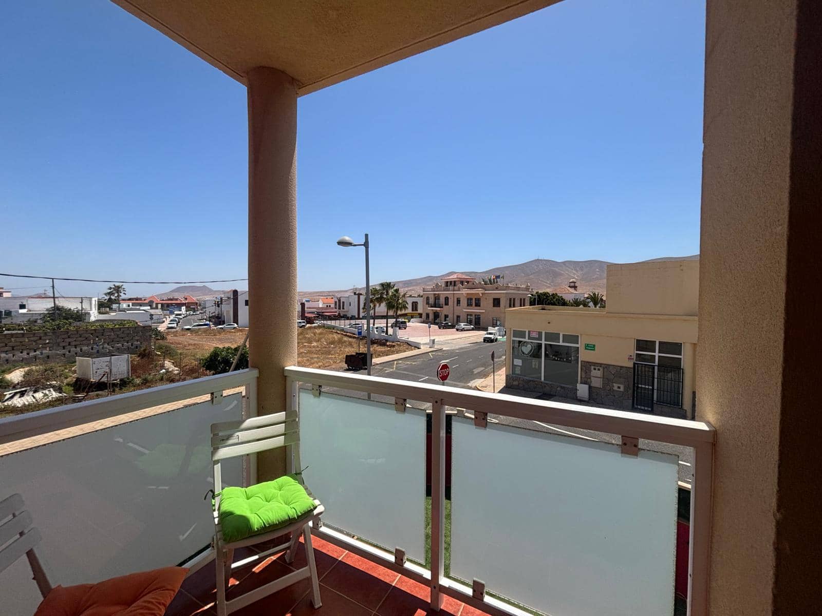 3 bedroom Townhouse for sale in Antigua with garage - € 275,000 (Ref: 9863897)