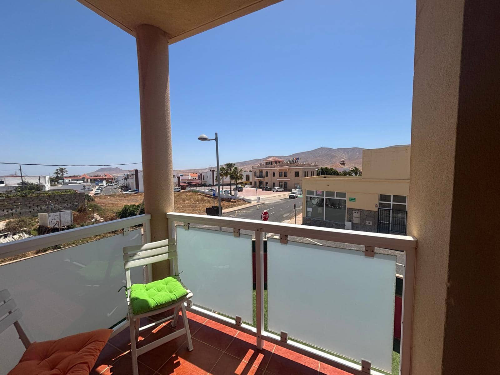 3 bedroom Townhouse for sale in Antigua with garage - € 275,000 (Ref: 9863897)
