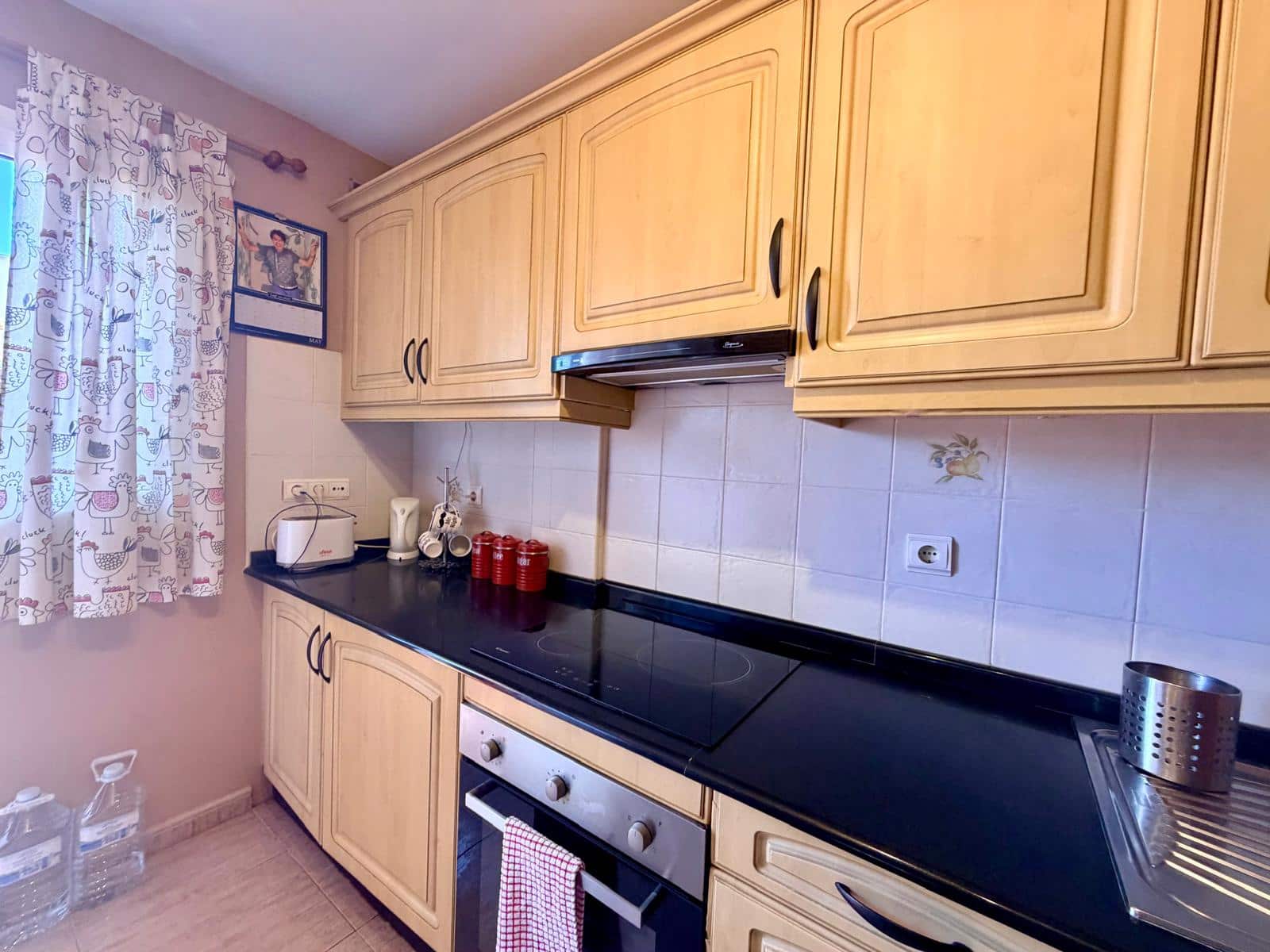 3 bedroom Townhouse for sale in Antigua with garage - € 275,000 (Ref: 9863897)