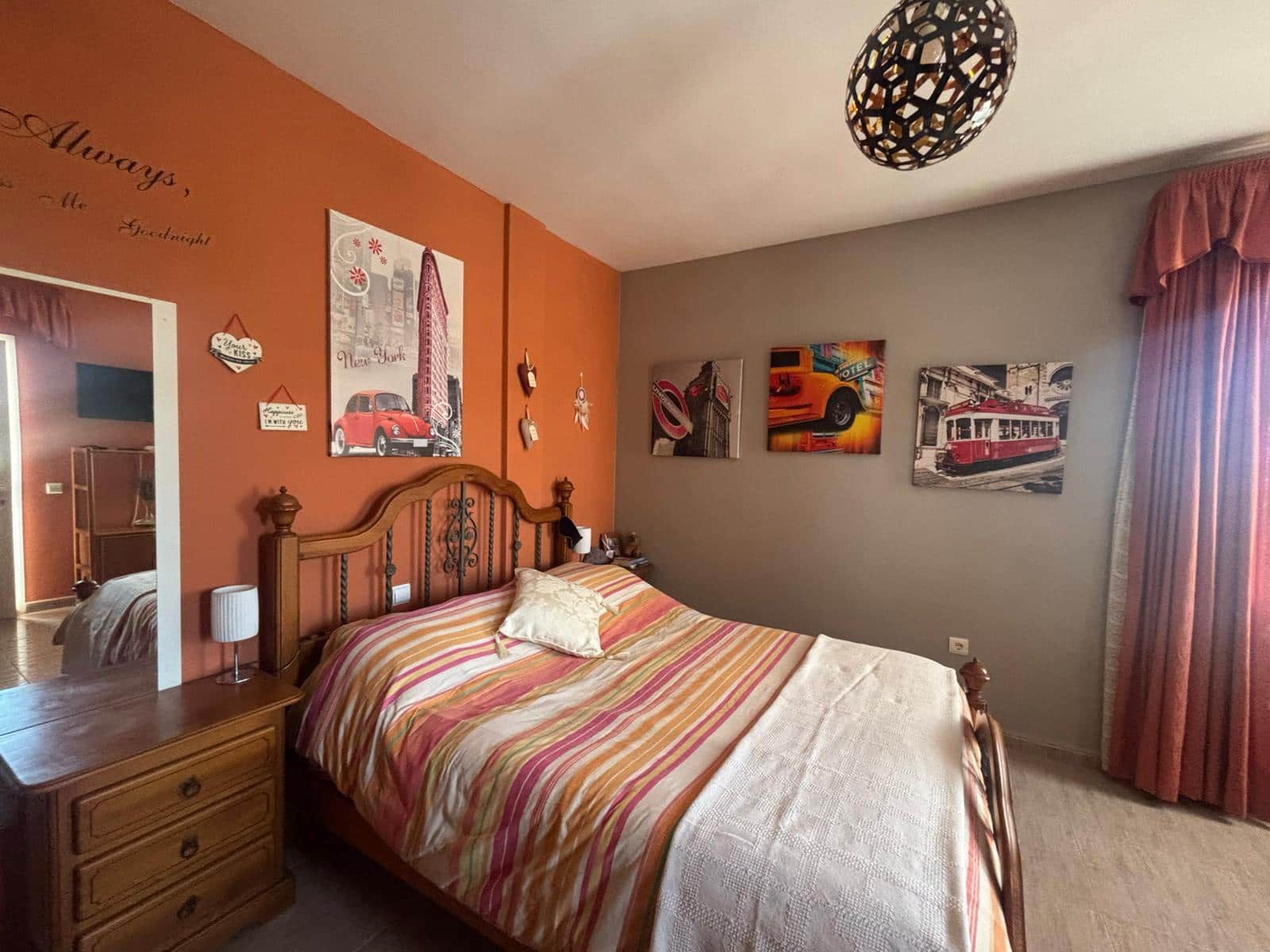 3 bedroom Townhouse for sale in Antigua with garage - € 275,000 (Ref: 9863897)