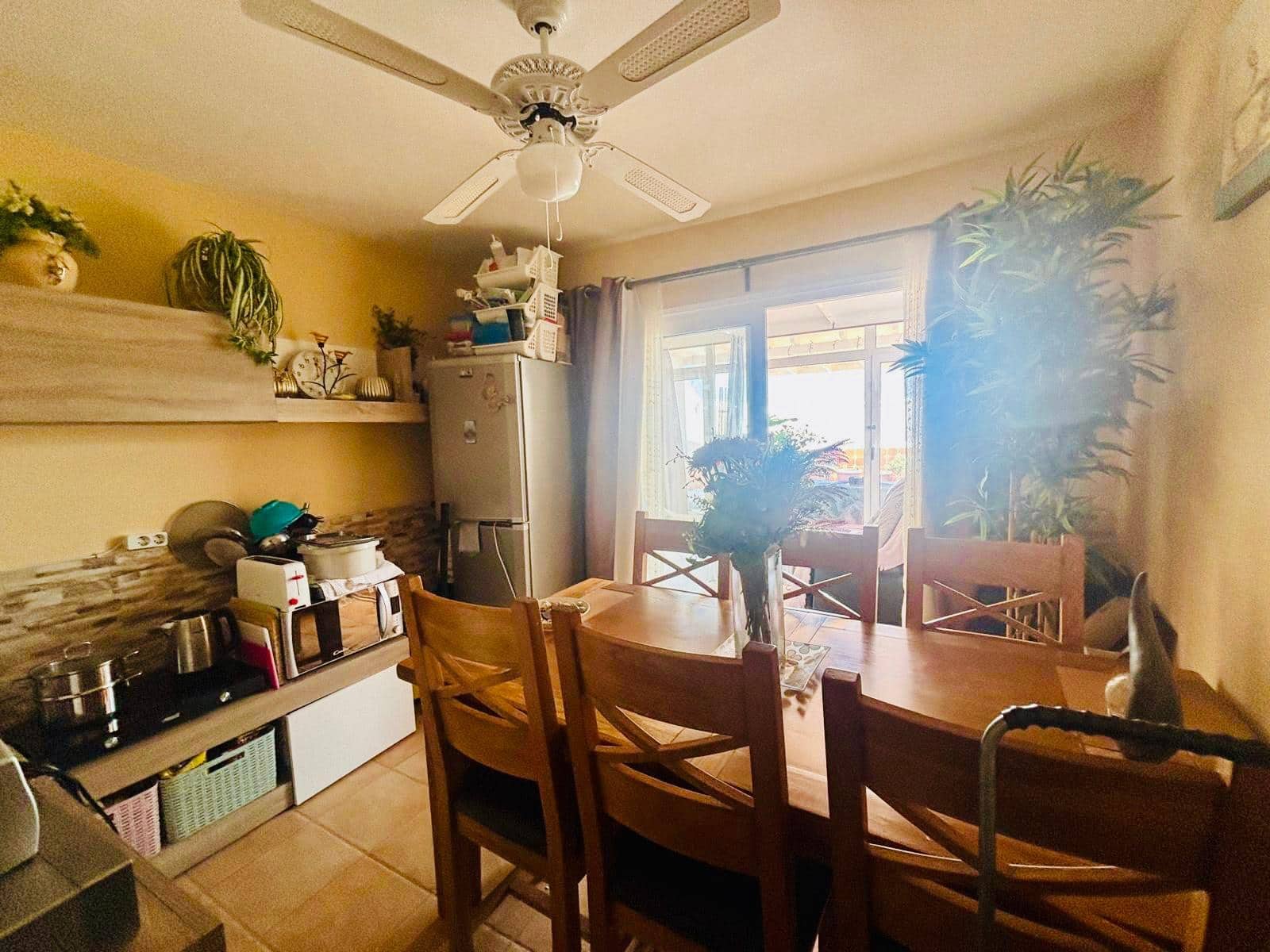2 bedroom Bungalow for sale in Caleta de Fuste with garage - € 249,000 (Ref: 9863899)