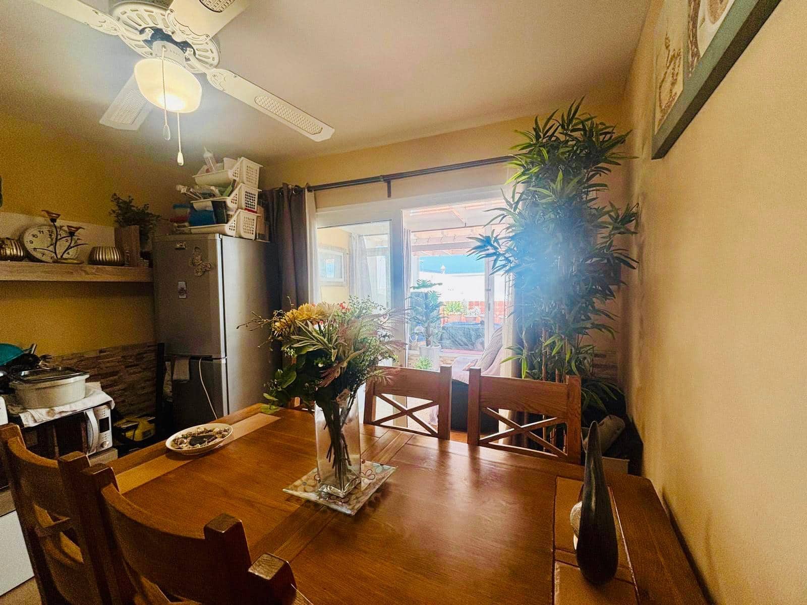 2 bedroom Bungalow for sale in Caleta de Fuste with garage - € 249,000 (Ref: 9863899)