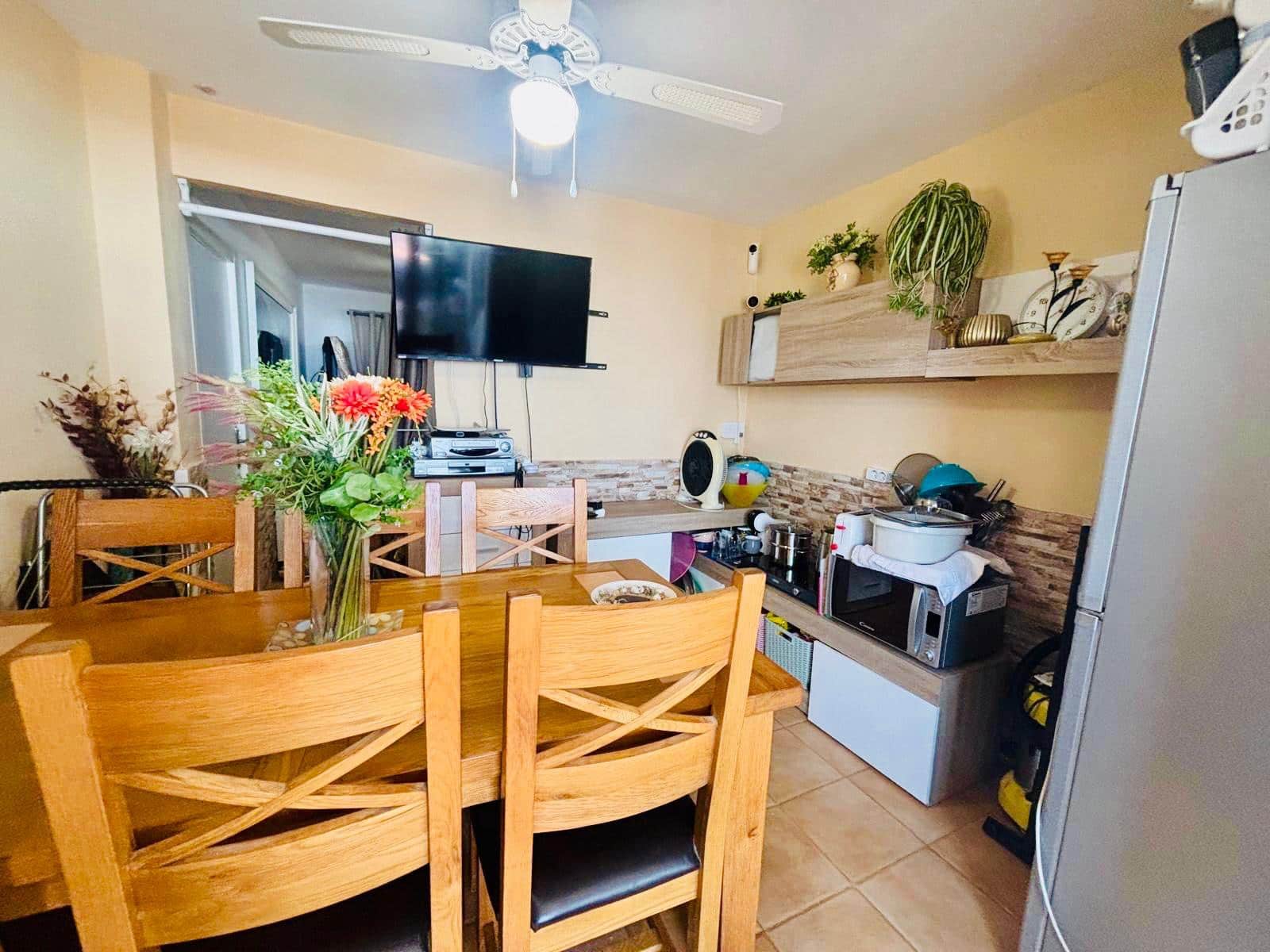 2 bedroom Bungalow for sale in Caleta de Fuste with garage - € 249,000 (Ref: 9863899)