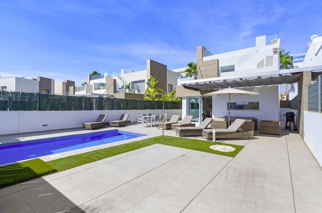 3 soveværelse Villa til salg i El Raso, Guardamar del Segura - € 399.000 (Ref: 9109603)
