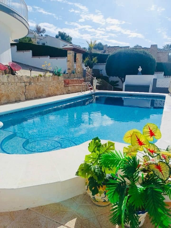 6 makuuhuone Huvila myytävänä paikassa Javea / Xabia mukana uima-altaan - 850 000 € (Ref: 10008297)