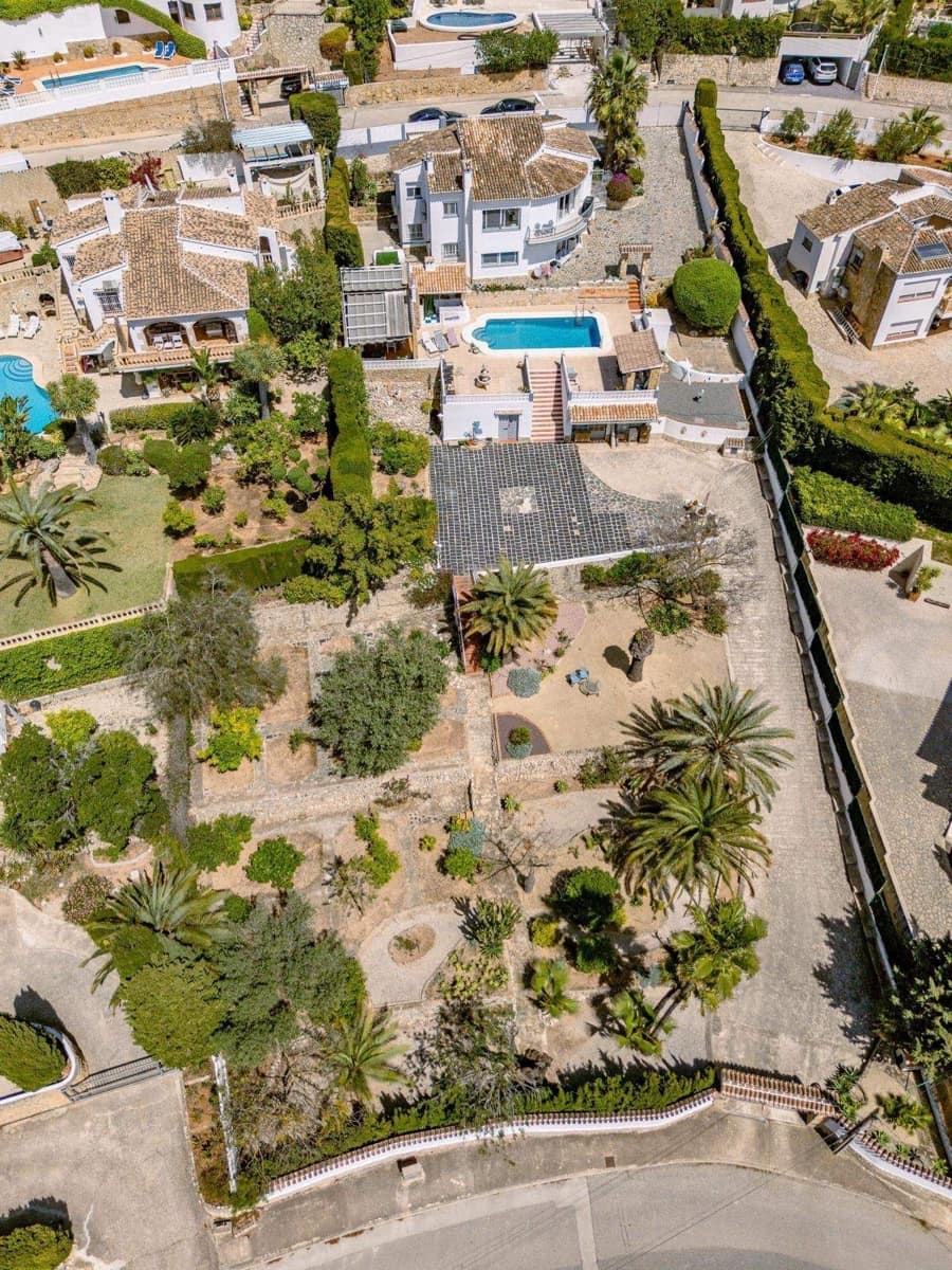6 makuuhuone Huvila myytävänä paikassa Javea / Xabia mukana uima-altaan - 850 000 € (Ref: 10008297)