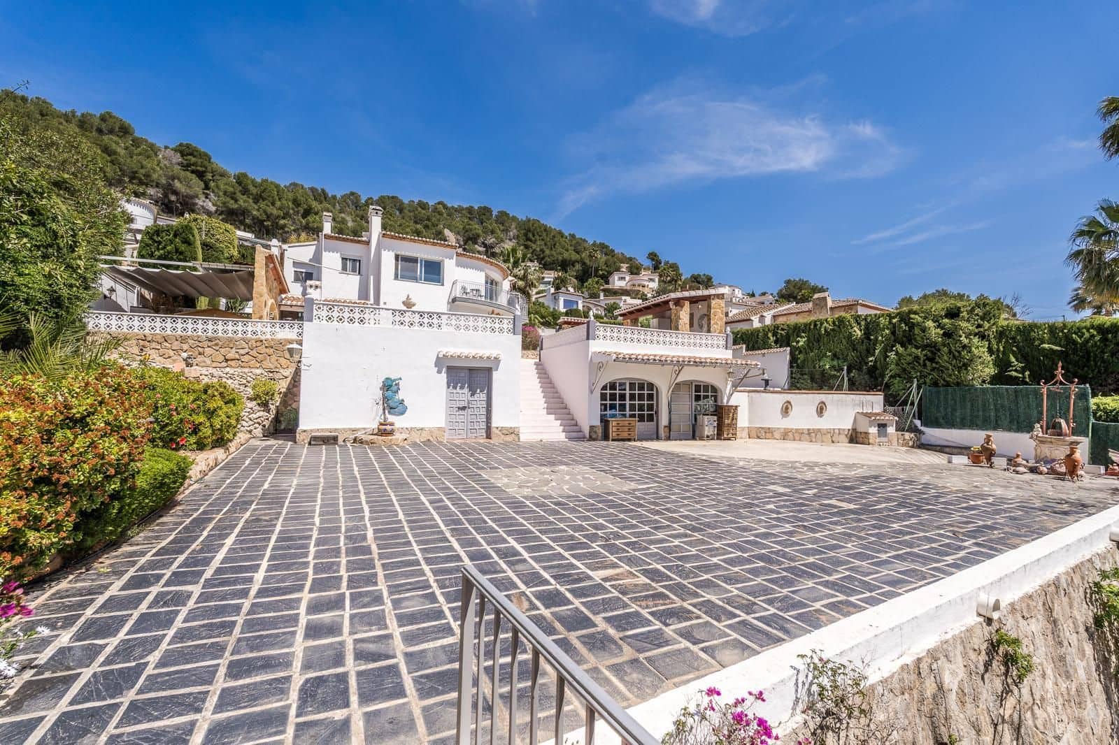 6 makuuhuone Huvila myytävänä paikassa Javea / Xabia mukana uima-altaan - 850 000 € (Ref: 10008297)