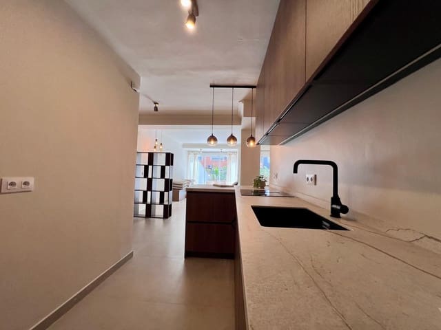 Apartamento de 3 habitaciones en Dénia en venta - 285.000 € (Ref: 10031439)