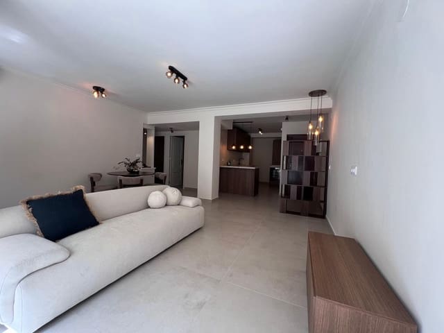 Apartamento de 3 habitaciones en Dénia en venta - 285.000 € (Ref: 10031439)