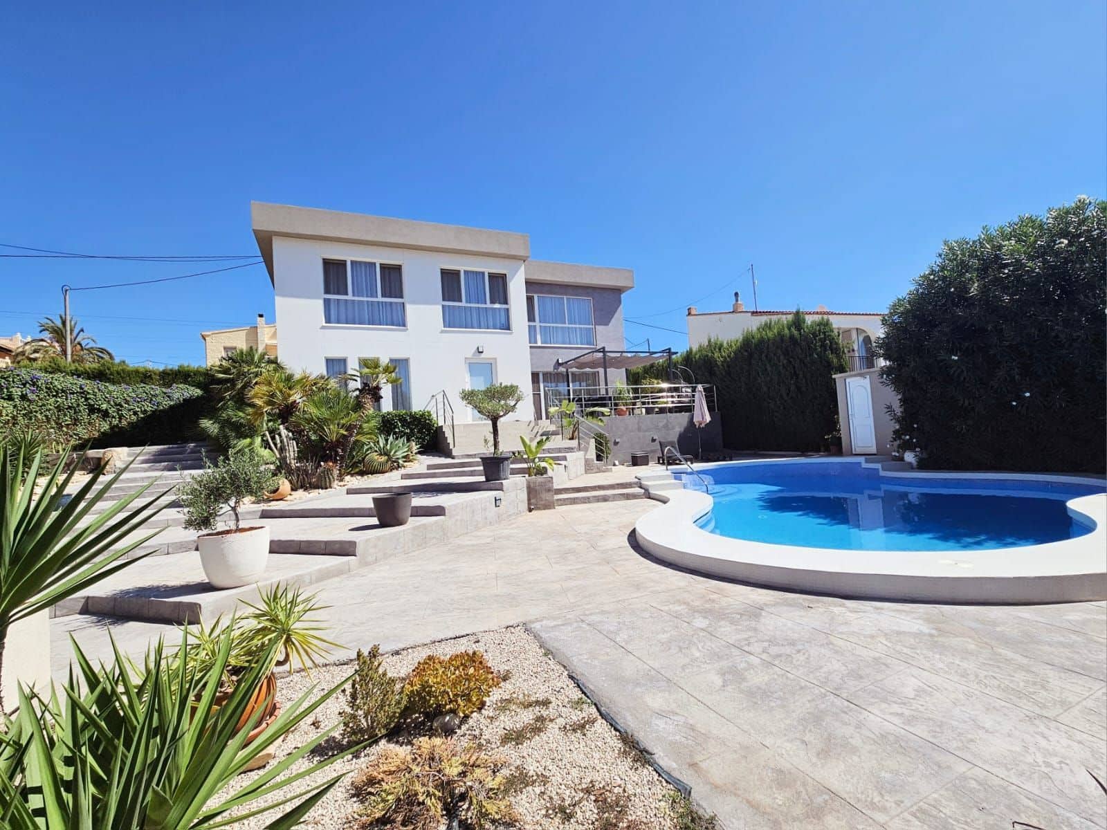 4 quarto Moradia para venda em Calpe / Calp com piscina - 1 090 000 € (Ref: 10033423)