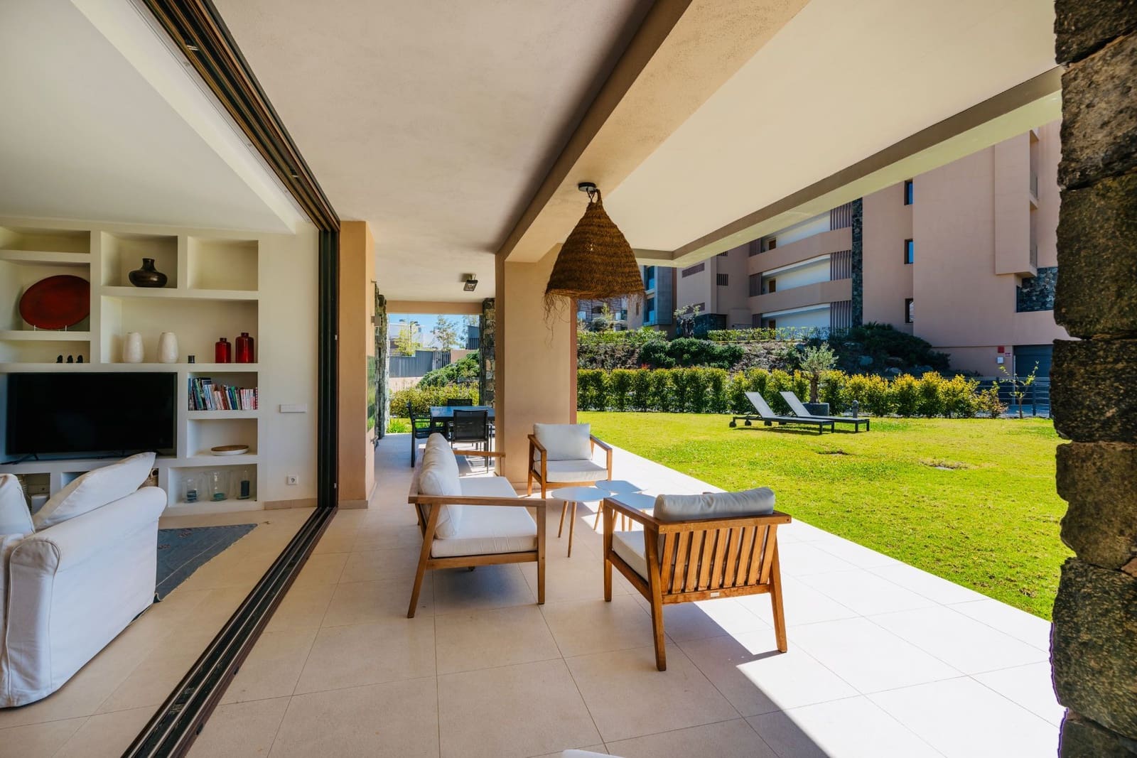 3 sovrum Lägenhet till salu i Benahavis med pool garage - 995 000 € (Ref: 10034865)