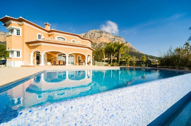 4 Zimmer Villa zu verkaufen in Javea / Xàbia mit Pool Garage - 1.600.000 € (Ref: 10108694)
