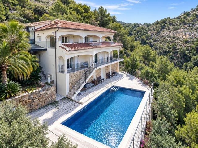 5 soveværelse Villa til salg i Javea / Xàbia med swimmingpool garage - € 1.895.000 (Ref: 10123394)