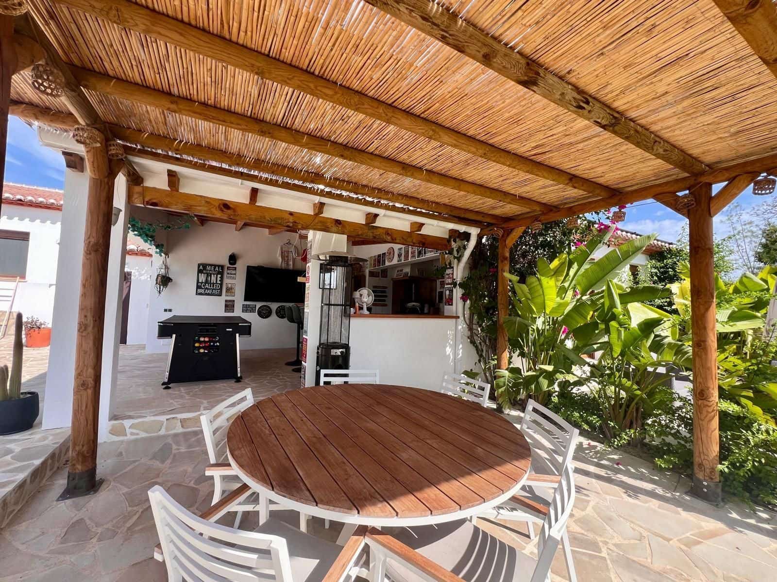 6 sovrum Villa till salu i Javea / Xabia med pool garage - 2 250 000 € (Ref: 10127655)