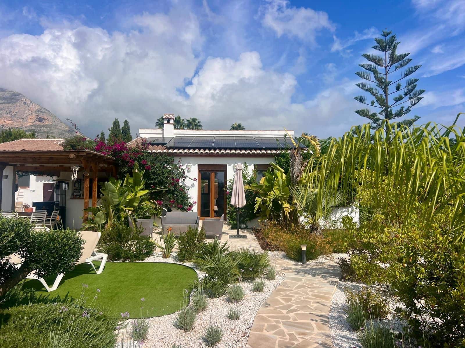 6 sovrum Villa till salu i Javea / Xabia med pool garage - 2 250 000 € (Ref: 10127655)
