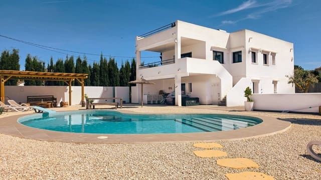 6 soverom Villa til salgs i Javea / Xàbia med svømmebasseng garasje - € 1 250 000 (Ref: 10184187)
