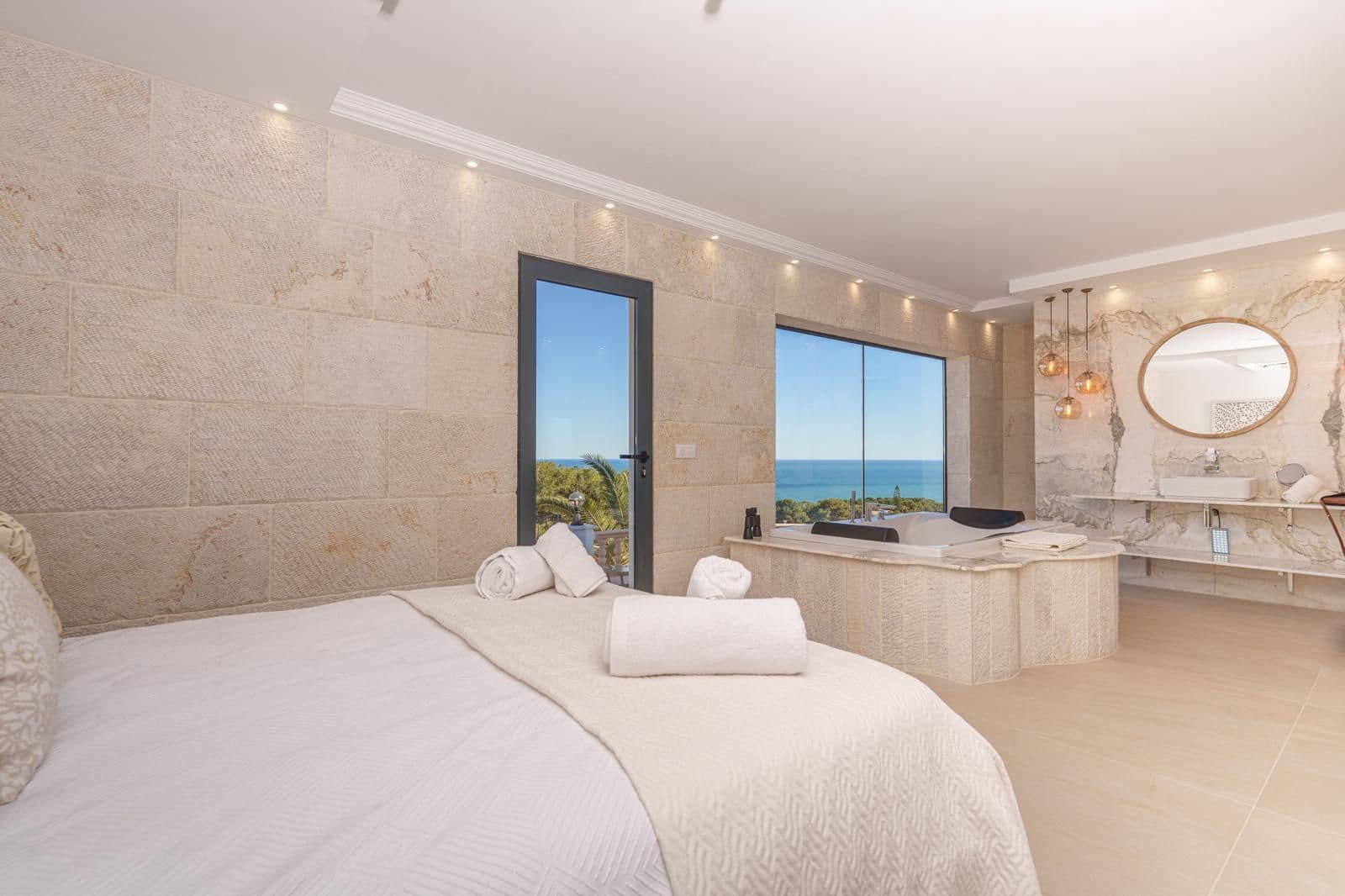 5 soverom Villa til salgs i Javea / Xabia med svømmebasseng garasje - € 1 395 000 (Ref: 9973768)
