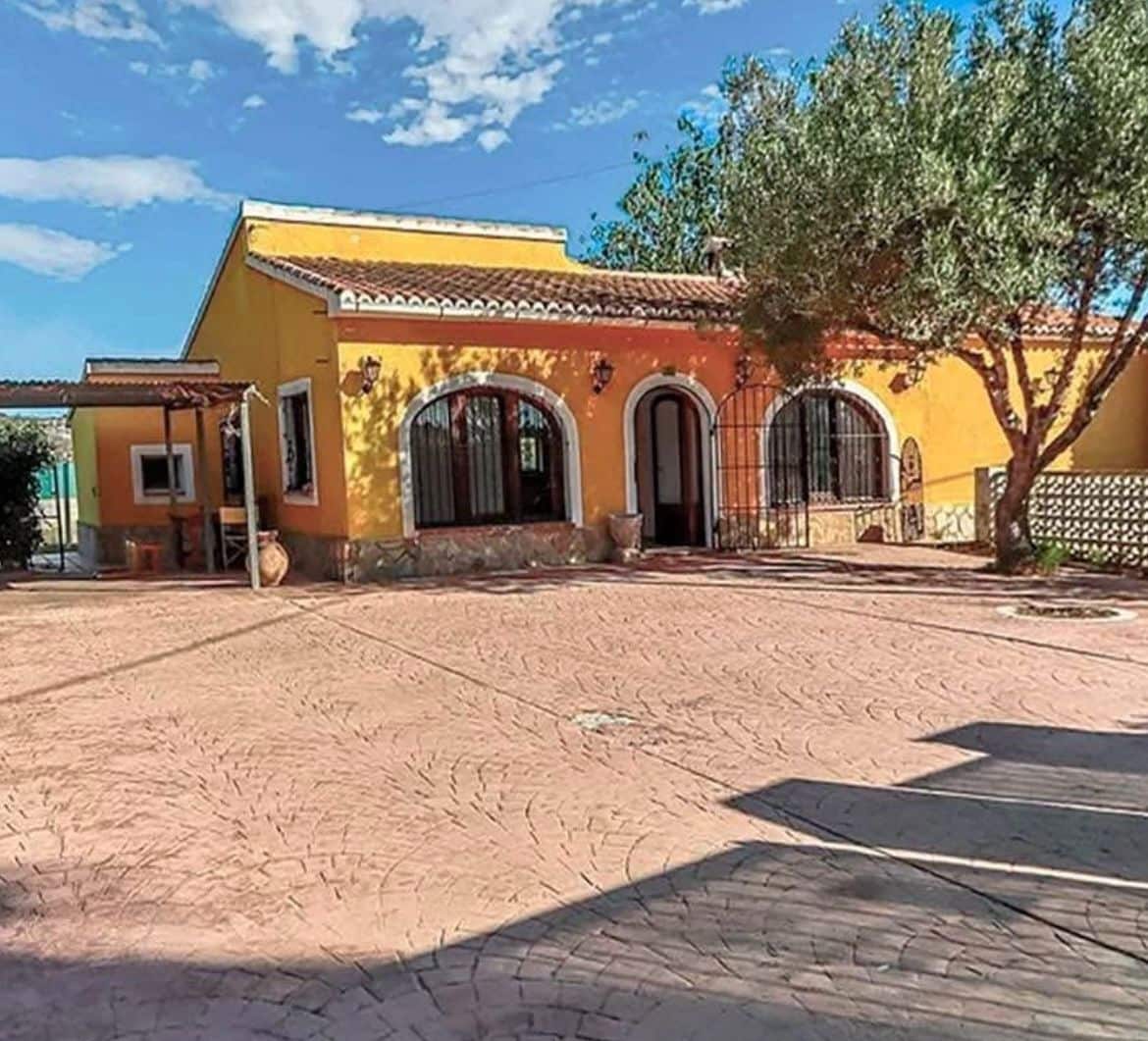 3 bedroom Villa for sale in Javea / Xabia with garage - € 519,000 (Ref: 9973772)