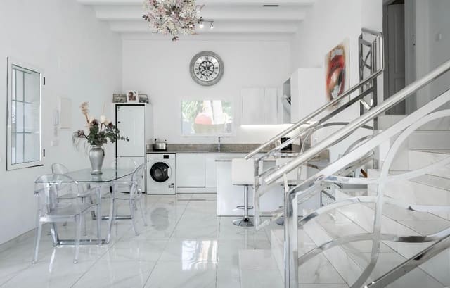 3 soverom Villa til salgs i Javea / Xàbia med svømmebasseng garasje - € 1 125 000 (Ref: 9973781)