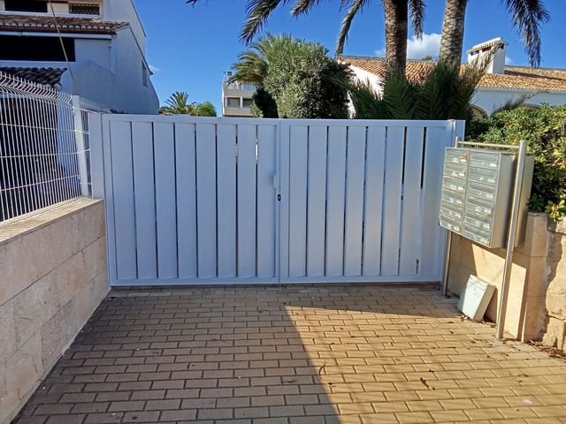 2 soveværelse Lejlighed til salg i Javea / Xàbia med swimmingpool garage - € 450.000 (Ref: 9973784)